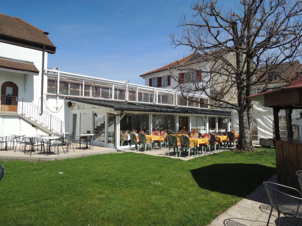 Hotel Du Port - Free Parking - Breakfast Included Estavayer-le-lac Exterior foto