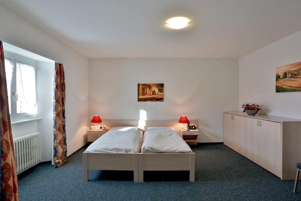 Hotel Du Port - Free Parking - Breakfast Included Estavayer-le-lac Exterior foto